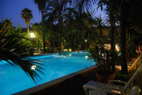 Гостиница Garden Rooms  Сан Джиовани Ла Пунта